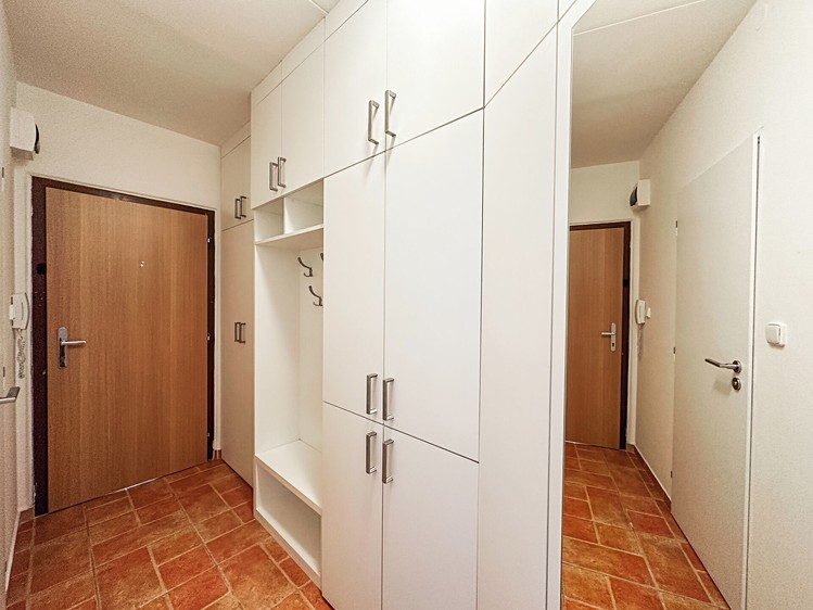Pronájem bytu 2+kk 43 m² - foto 8