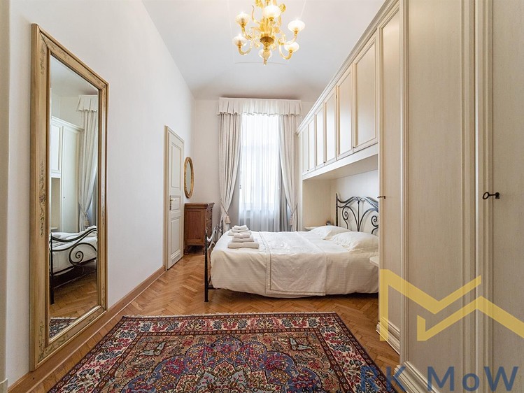 Pronájem bytu 3+kk 121 m² - foto 2