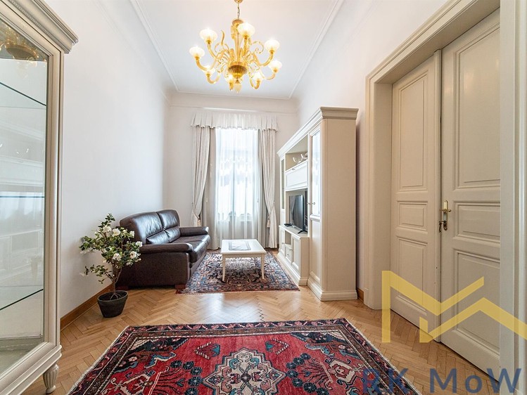 Pronájem bytu 3+kk 121 m² - foto 3