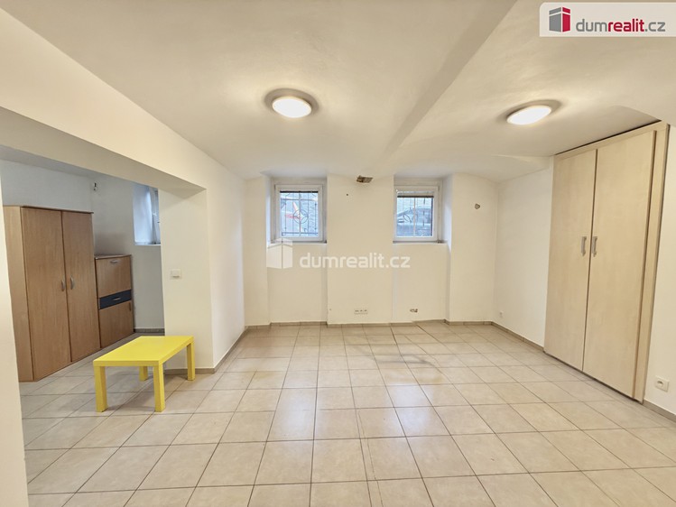 Pronájem bytu 3+kk 60 m² - foto 2