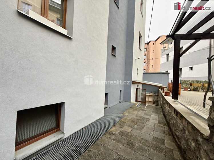 Pronájem bytu 3+kk 60 m² - foto 3