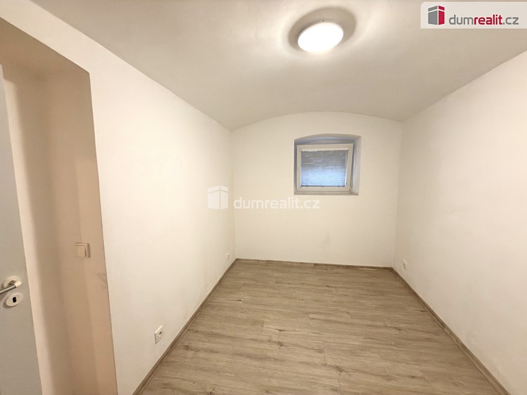 Pronájem bytu 3+kk 60 m² - foto 5