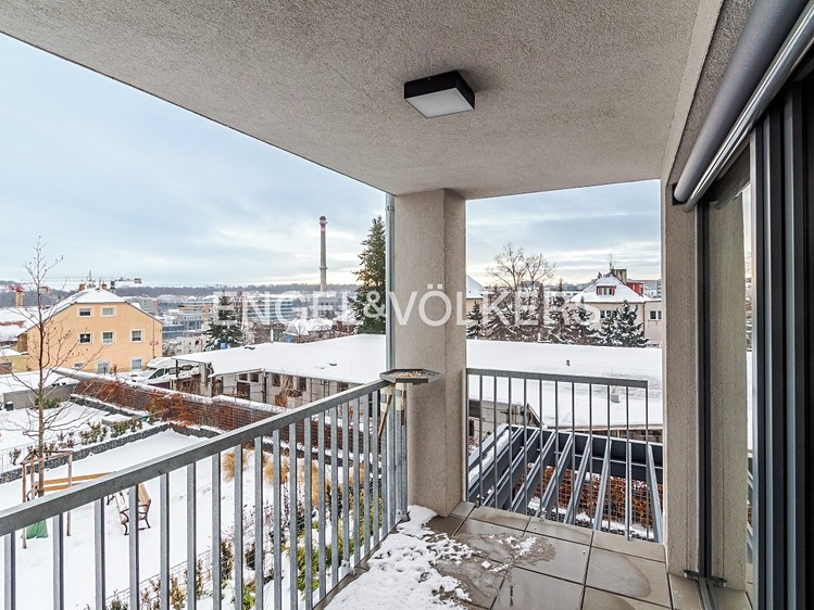 Pronájem bytu 2+kk 63 m² - foto 3