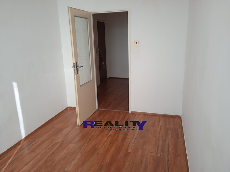Pronájem bytu 2+1 40 m² - foto 8