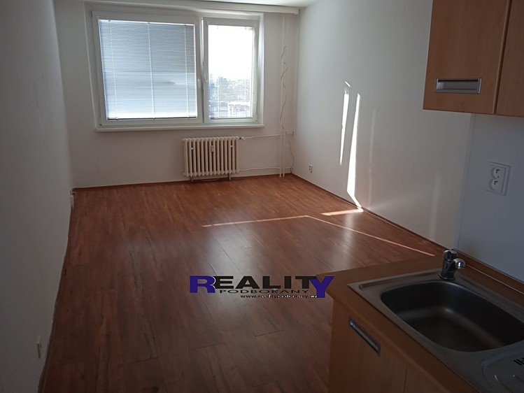 Pronájem bytu 2+1 40 m² - foto 6