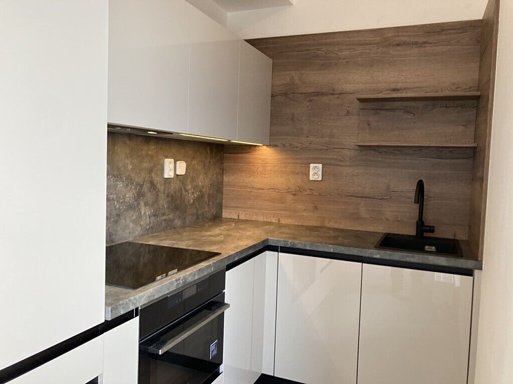Pronájem bytu 1+kk 34 m² - foto 3