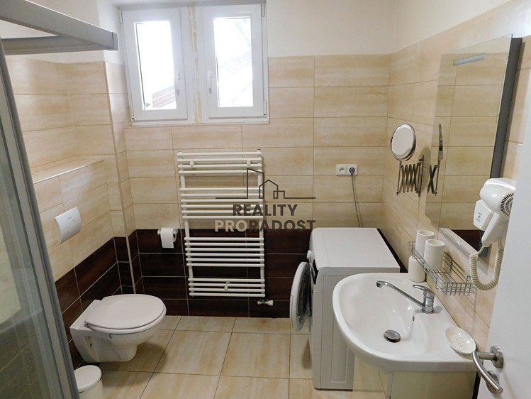 Pronájem bytu 2+kk 40 m² - foto 5