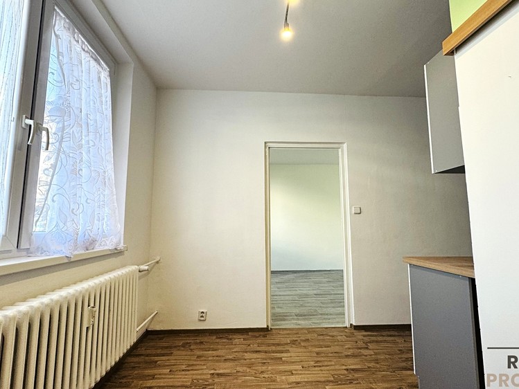 Pronájem bytu 2+1 57 m² - foto 7