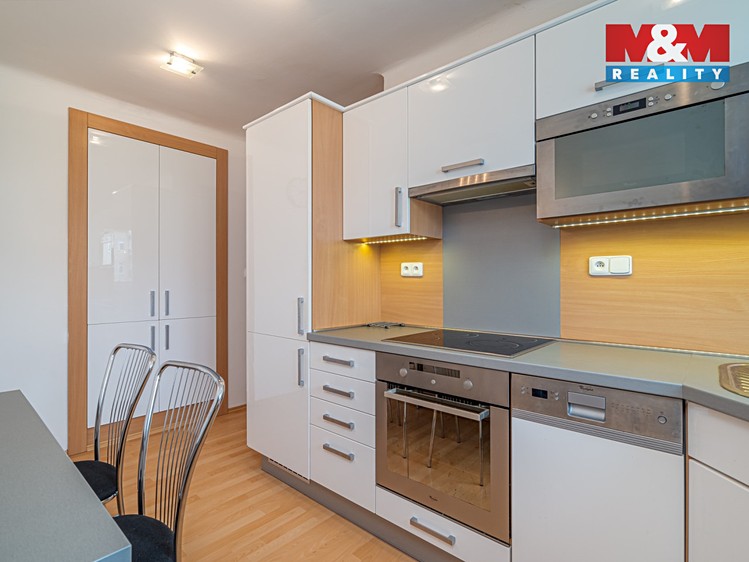 Pronájem bytu 2+1 49 m² - foto 6