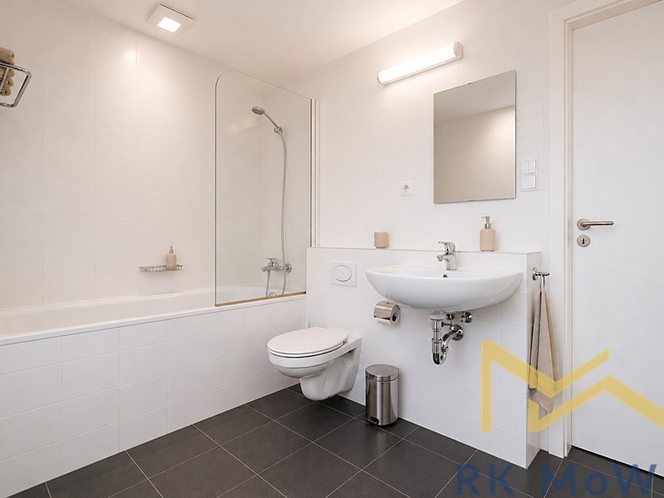 Pronájem bytu 4+kk 101 m² - foto 5