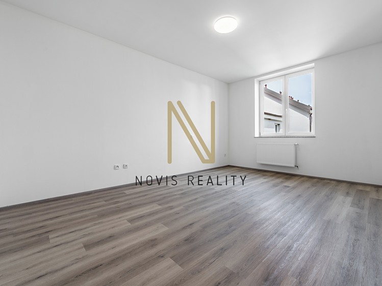 Pronájem bytu 3+kk 72 m² - foto 2