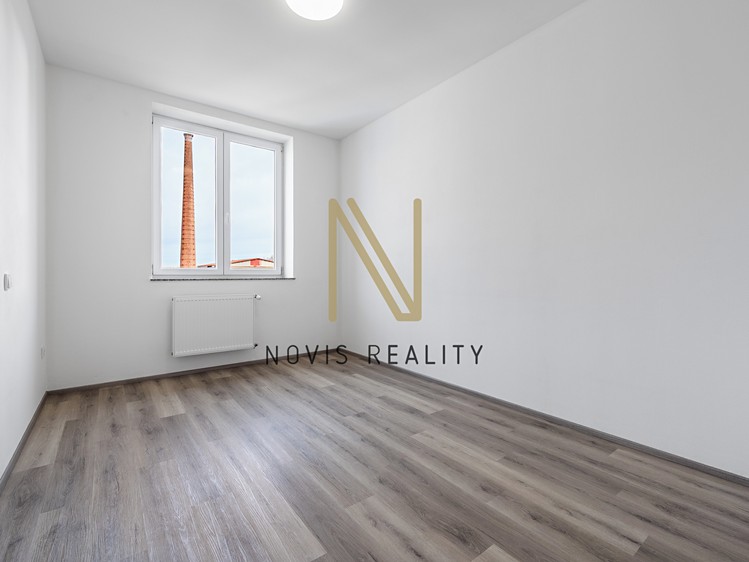 Pronájem bytu 3+kk 72 m² - foto 8