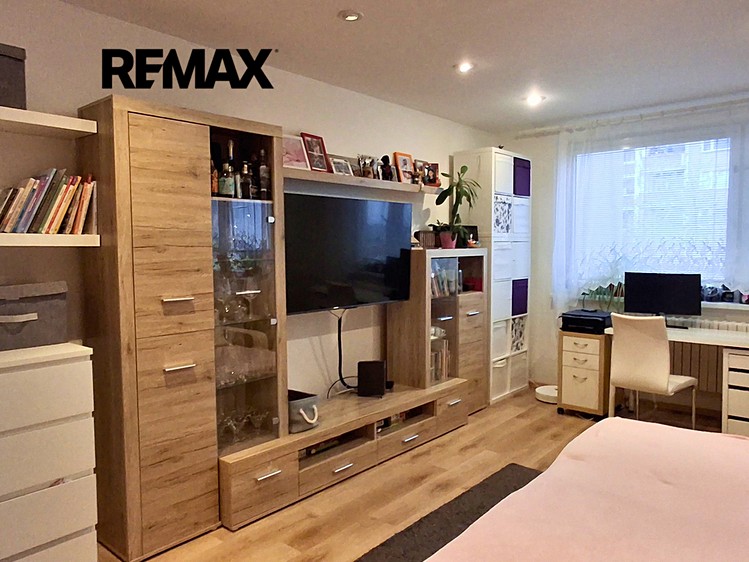 Pronájem bytu 3+kk 75 m² (Jednopodlažní) - foto 4