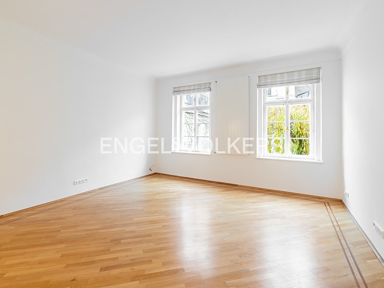 Pronájem bytu 5+1 184 m² (Mezonet) - foto 4