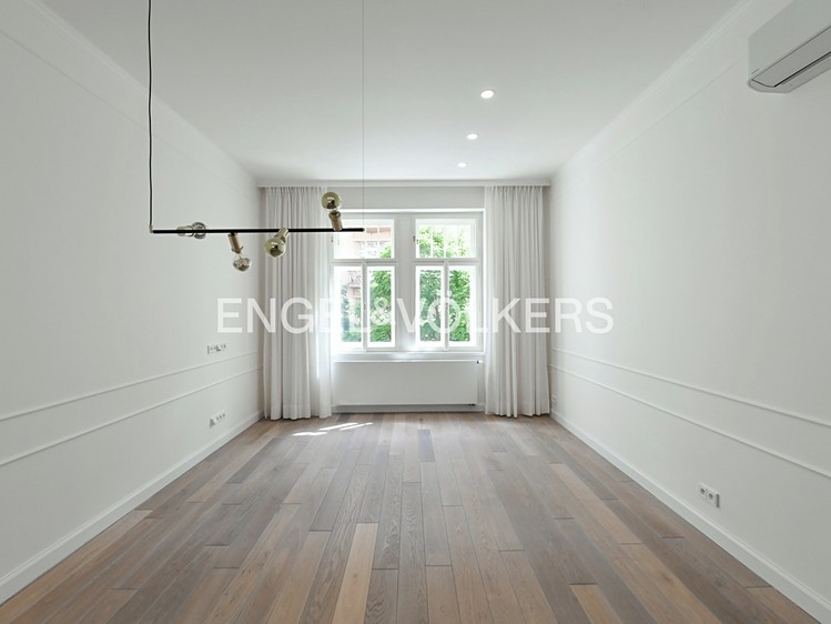 Pronájem bytu 3+kk 92 m² - foto 2