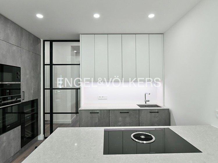 Pronájem bytu 3+kk 92 m² - foto 4