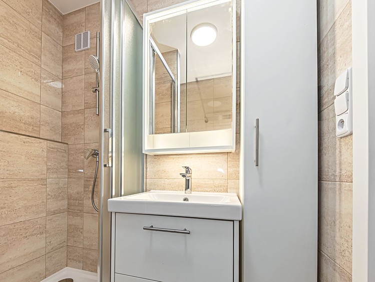 Pronájem bytu 3+1 78 m² - foto 3