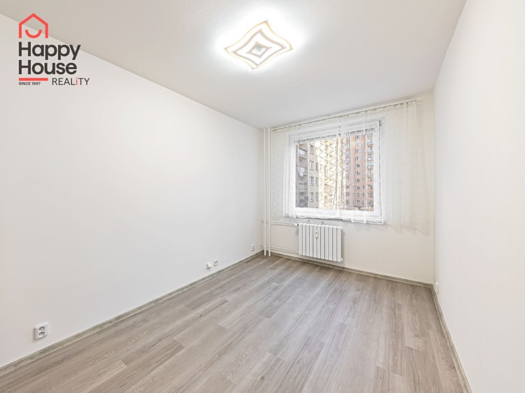 Pronájem bytu 3+1 78 m² - foto 4
