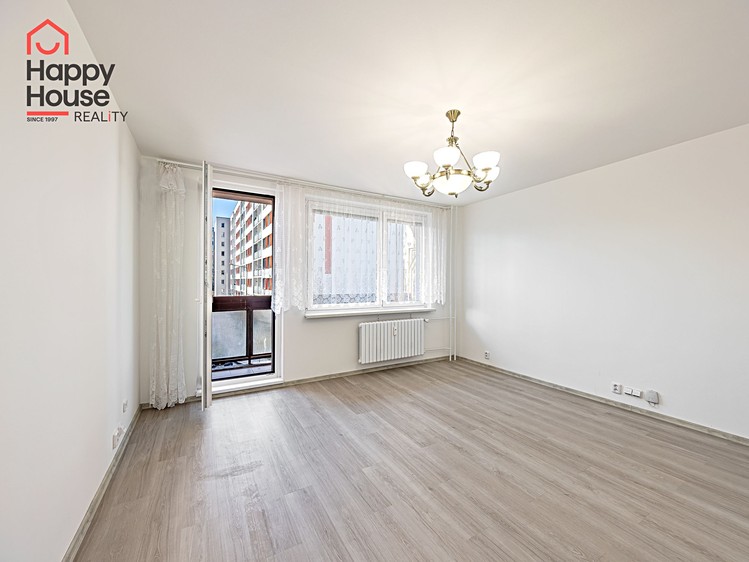 Pronájem bytu 3+1 78 m² - foto 5