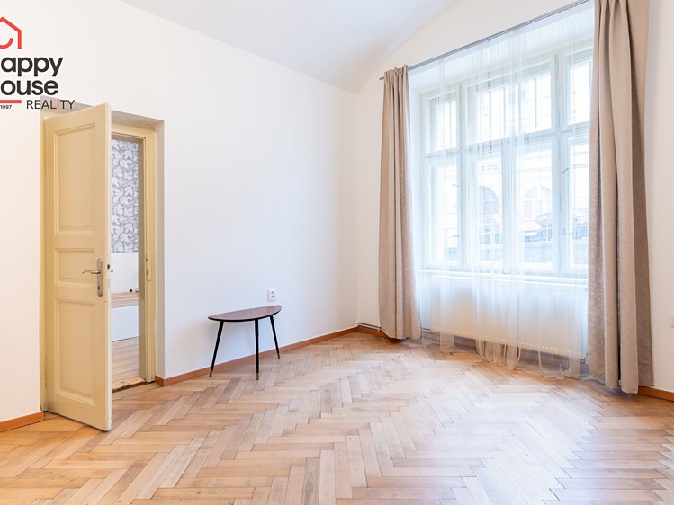 Pronájem bytu 2+1 59 m² - foto 1