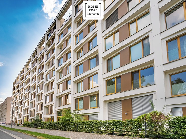 Pronájem bytu 3+kk 90 m² - foto 5