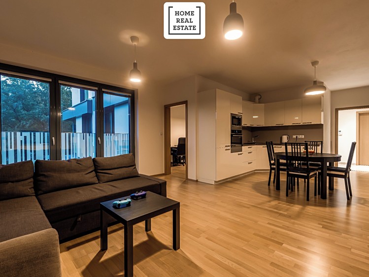 Pronájem bytu 2+kk 71 m² - foto 4
