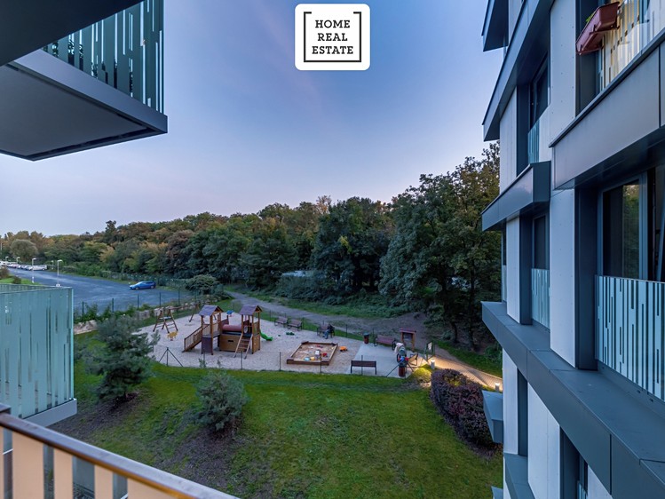 Pronájem bytu 2+kk 71 m² - foto 1