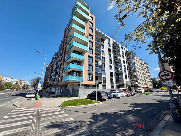 Pronájem bytu 2+kk 42 m² - foto 1
