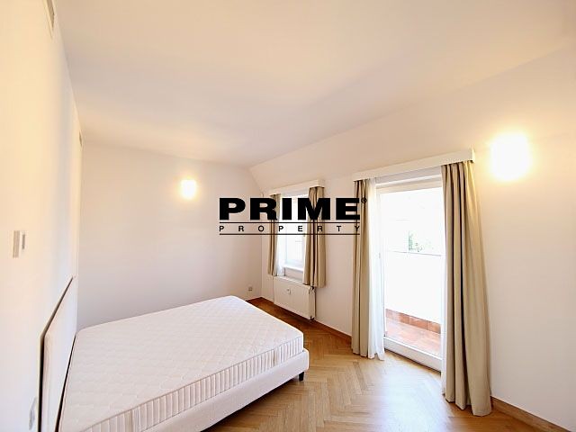 Pronájem bytu 5+1 265 m² - foto 8