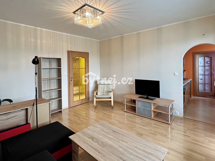Pronájem bytu 3+1 64 m² - foto 2