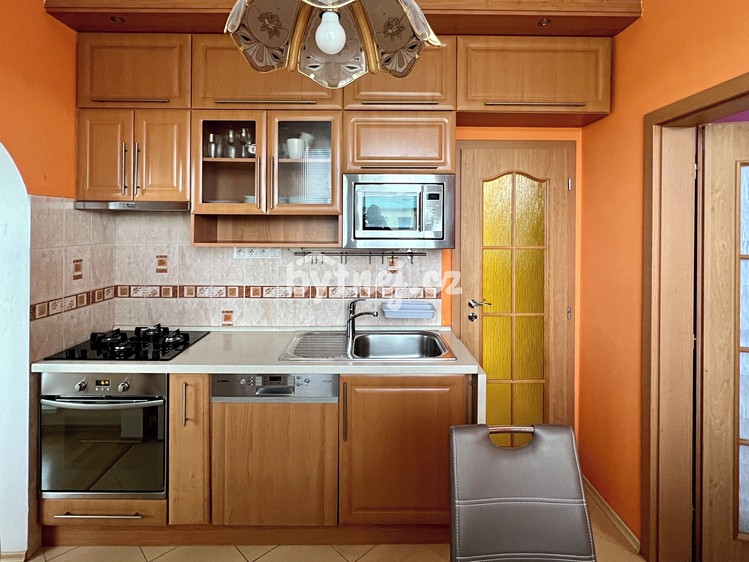 Pronájem bytu 3+1 64 m² - foto 4