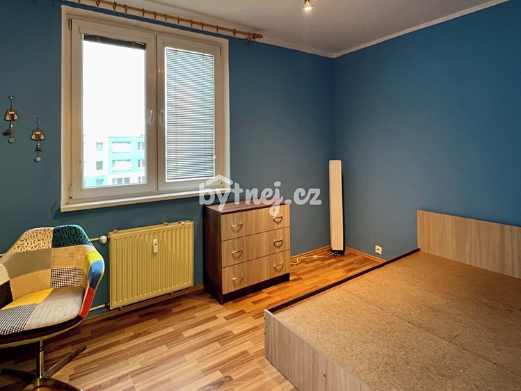 Pronájem bytu 3+1 64 m² - foto 8