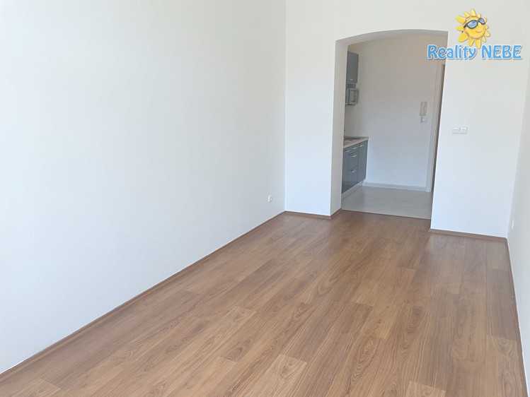 Pronájem bytu 1+kk 26 m² - foto 2