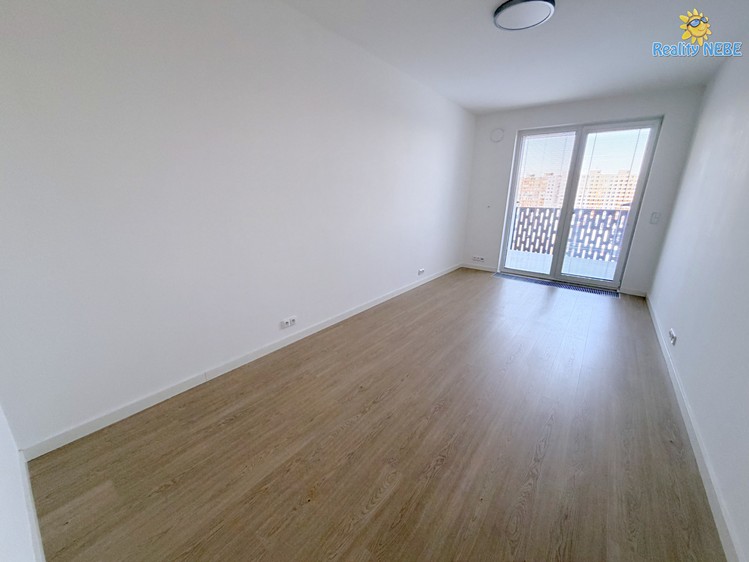 Pronájem bytu 2+kk 60 m² - foto 4