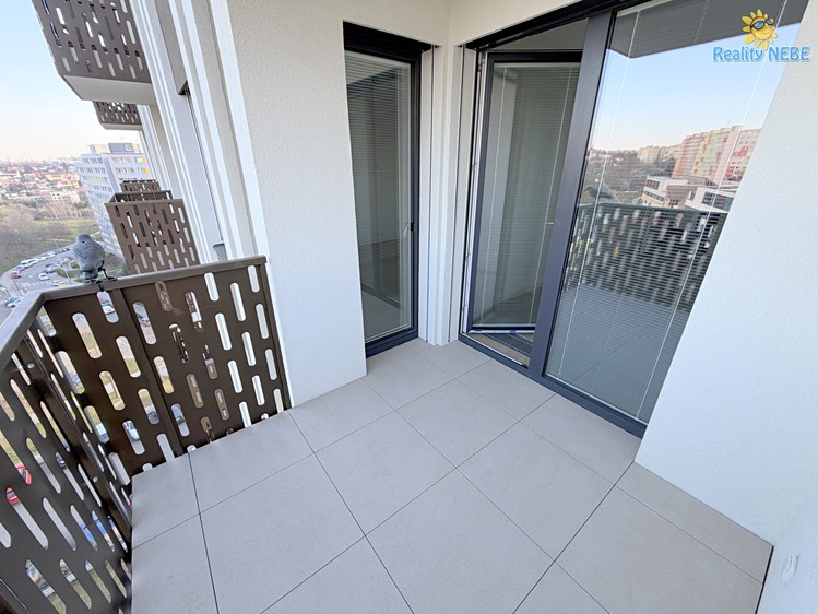 Pronájem bytu 2+kk 60 m² - foto 6