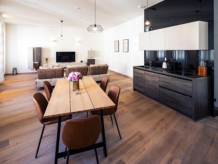 Pronájem bytu 3+kk 123 m² - foto 1