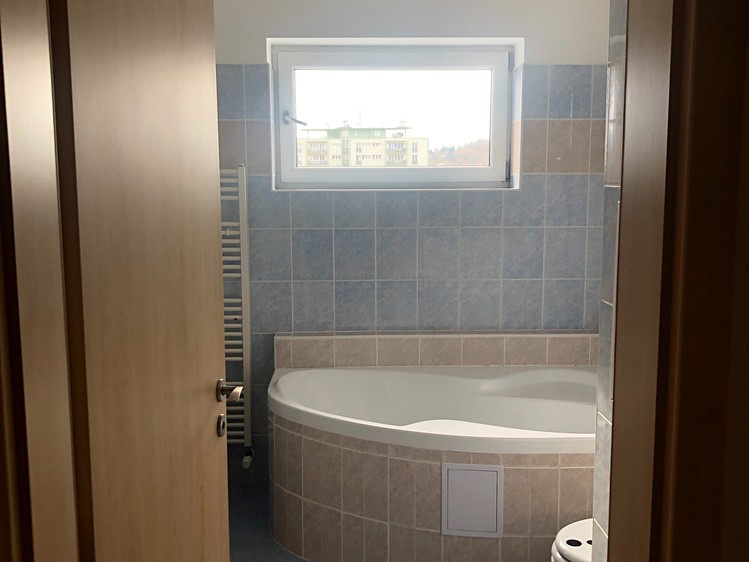 Pronájem bytu 3+kk 75 m² - foto 5
