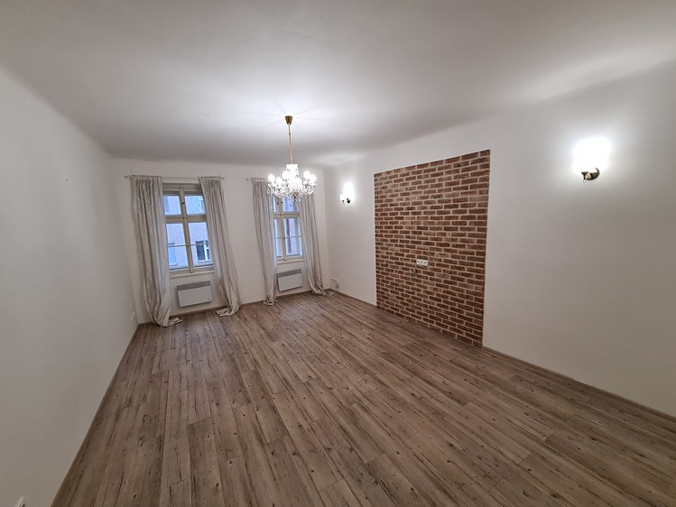 Pronájem bytu 1+kk 43 m² - foto 5