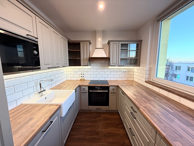 Pronájem bytu 2+1 58 m² (Jednopodlažní) - foto 3