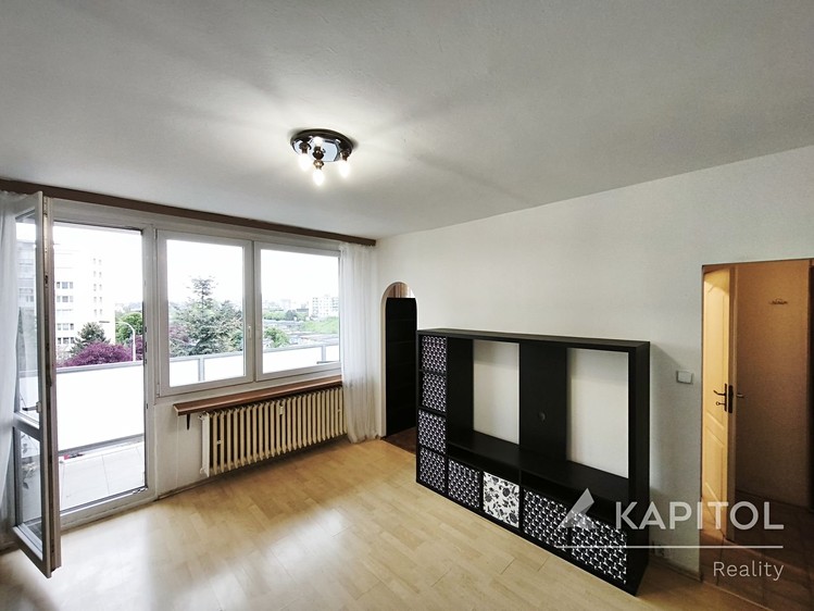 Pronájem bytu 1+kk 28 m² - foto 4
