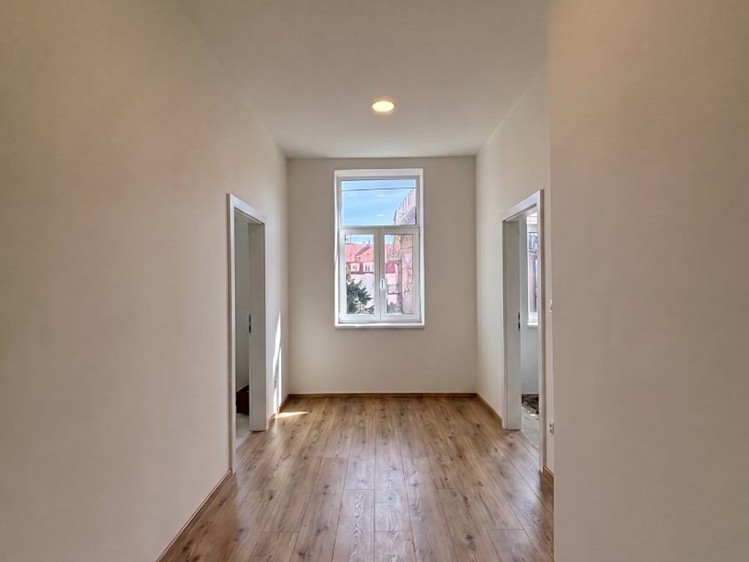 Pronájem bytu 2+1 50 m² - foto 3