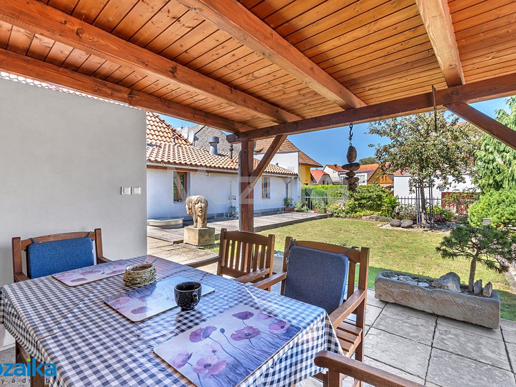 Pronájem bytu 2+kk 80 m² (Jednopodlažní) - foto 4
