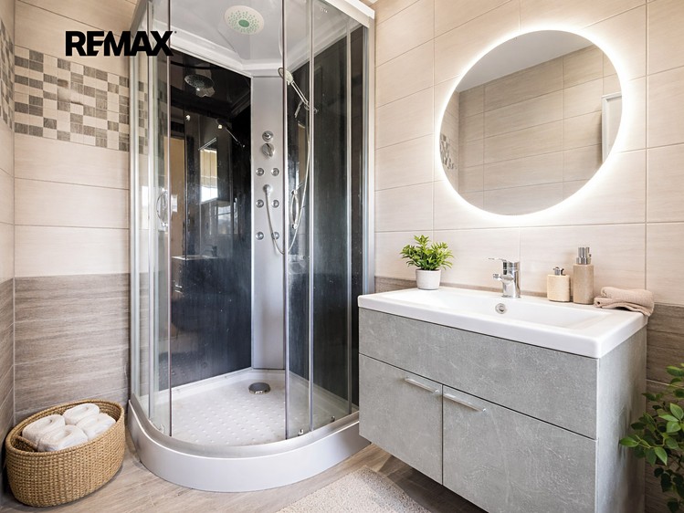 Prodej rodinného domu 140 m², pozemek 369 m² - foto 7