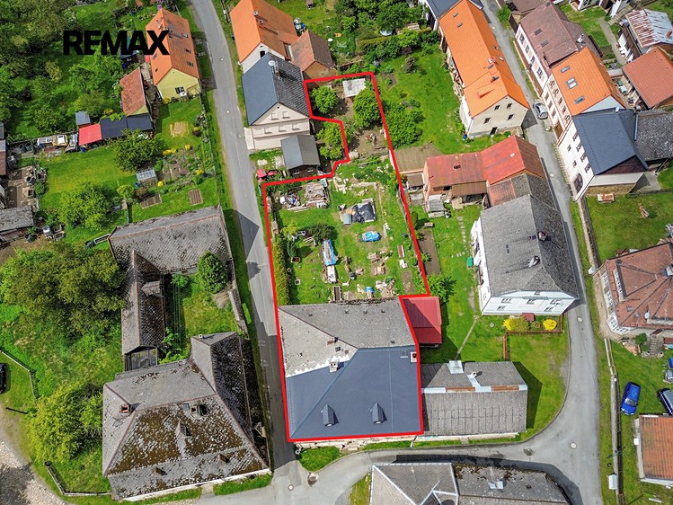 Prodej  rodinného domu 677 m², pozemek 1 103 m² - foto 7
