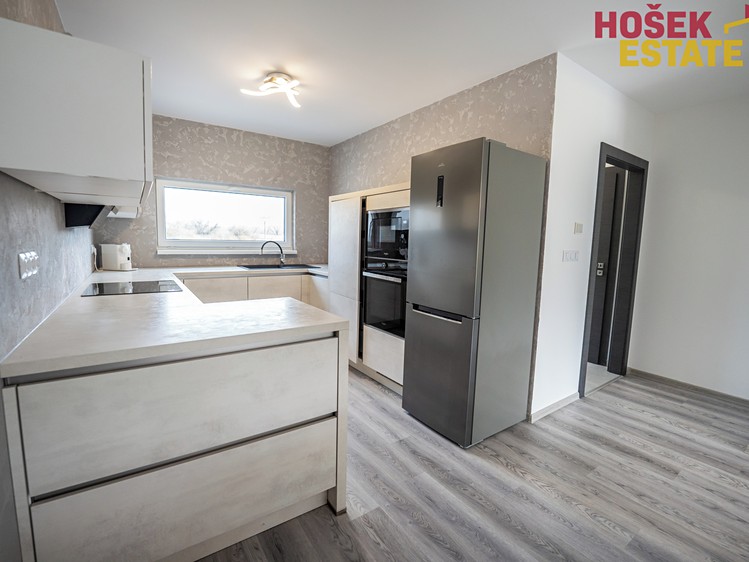 Prodej rodinného domu 93 m², pozemek 237 m² - foto 7