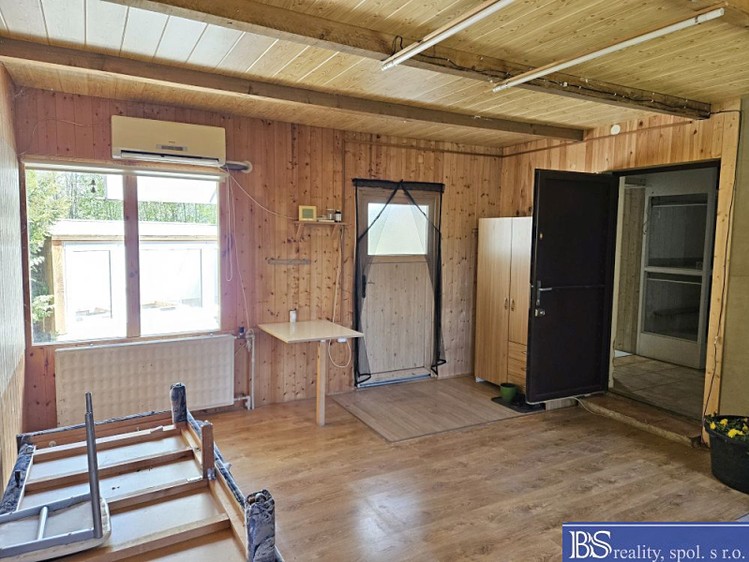 Prodej chaty 69 m², pozemek 484 m² - foto 4