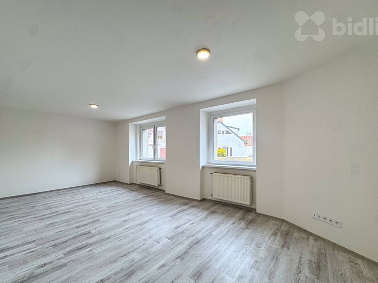 Prodej  rodinného domu 145 m², pozemek 150 m² - foto 4