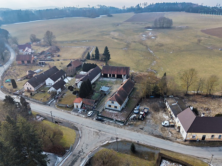 Prodej rodinného domu 135 m², pozemek 7 000 m² - foto 6