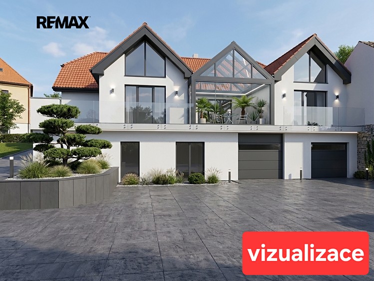 Prodej rodinného domu 302 m², pozemek 1 056 m² - foto 2