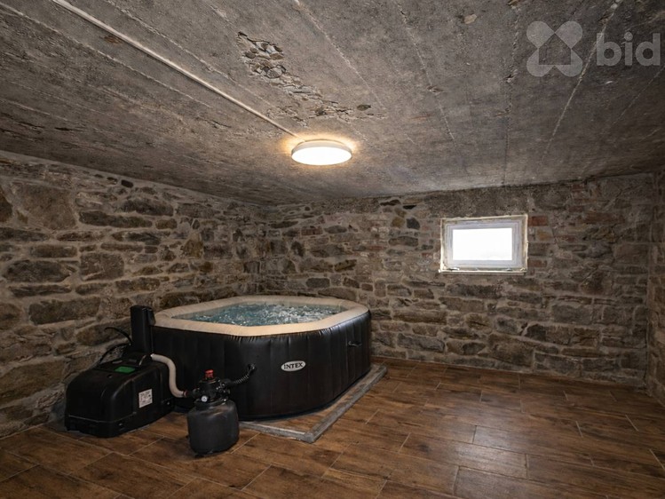 Prodej rodinného domu 300 m², pozemek 4 116 m² - foto 6